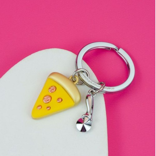 Meta Morphose Pizza and Cutter Keyring Meta Morphose Pizza and Cutter Keyring
